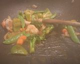 A picture of step 5 of Sweet Chilli Chicken.