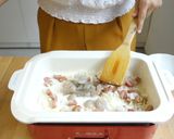 A picture of step 3 of Fried rice with pineapple & shrimp.