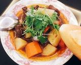 Hình bước làm 4 của món Bánh Mì Sốt Vang 🍲