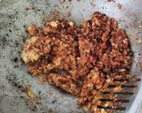 Gambar langkah 7 resipi Nasi goreng ikan sardin.