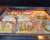 Foto del paso 7 de la receta: Facturas simples con tapas de empanadas de manzana y pera
