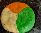 A picture of step 8 of Tiranga Kaaju Burfi.