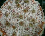 A picture of step 4 of Margherita Pizza.
