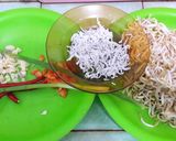 Foto langkah ke 1 dari resep Cah toge teri medan plus tahupong😍😍.