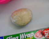Foto langkah ke 3 dari resep Martabak Telur Teflon Ala Arab | Anti Gagal, Kulit Lentur Anti Robek.