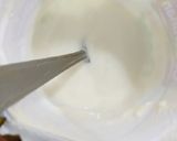 A picture of step 2 of Whaite chicken qorma.
