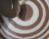 Foto langkah ke 7 dari resep Puding Zebra.