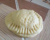 A picture of step 6 of Easter Hot Cross Meat Pies# SpecialEasterContest.