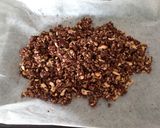A picture of step 5 of Chocolate Granola.