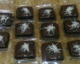 Foto langkah ke 8 dari resep Brownis lumer chocolatos.