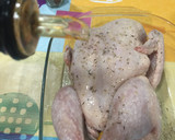 Foto del paso 6 de la receta: Pollo al horno con romero y tomillo