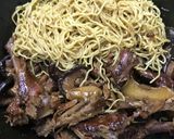 รูปขั้นตอนการทำที่ 5 ของ บะหมี่อบขาเป็ดเห็ดหอม