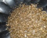 A picture of step 3 of Cholistani chicken khrdai.