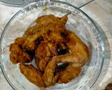 Foto langkah ke 3 dari resep Ayam Bumbu Kunyit Cabe Ijo.