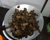 Foto langkah ke 9 dari resep Paru goreng bumbu kemiri pedas.