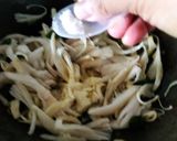 Foto langkah ke 3 dari resep Tumis Jamur Tiram.