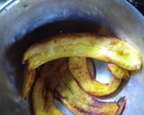 Foto del paso 2 de la receta: Tajadas de plátano maduro. (lenguas)