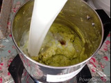ட்ரிப்புல் ப்லே ஆஃப் ஸ்மூதீஸ்(tricolour smoothies recipe in tamil)