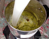ட்ரிப்புல் ப்லே ஆஃப் ஸ்மூதீஸ்(tricolour smoothies recipe in tamil) ரெசிபி ஸ்டேப் 2 புகைப்படம்