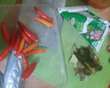 Foto langkah ke 1 dari resep Jangan Lombok Iwak Pe.