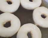 Foto langkah ke 5 dari resep Donat Gembul | TIPS Anti Gagal.