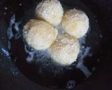 A picture of step 2 of Potato Cheese Balls.