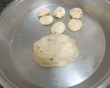 A picture of step 1 of Pop In The Mouth ----- Mini Spinach & Cheese Samosas with home-made spring roll wrapper.