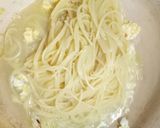 Foto langkah ke 3 dari resep Spaghetti Aglio Olio.
