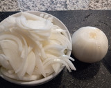 Foto del paso 1 de la receta: Sopa de cebolla