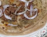 A picture of step 5 of Beef chutney roll.