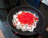 Foto del paso 1 de la receta: Polenta con salsa de pimientos y champiñones con lardons