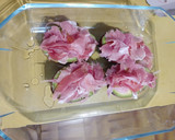 Foto del paso 2 de la receta: Aguacates con huevo en horno
