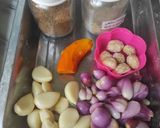Foto langkah ke 1 dari resep Soto khas Lamongan.