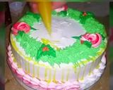 A picture of step 16 of 3 pounds fresh pineapple cake.