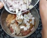 A picture of step 2 of Burghul kabab.