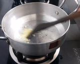 A picture of step 3 of Spring roll.