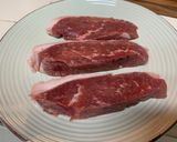 A picture of step 1 of Mediterranean Sliced Picanha Steaks.