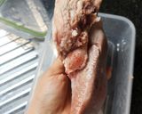 Hình bước làm 1 của món Lưỡi heo luộc
