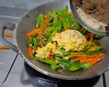 Foto langkah ke 6 dari resep Tumis buncis kapri wortel telur.