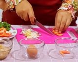Foto langkah ke 1 dari resep Kwetiau ayam bumbu iris.