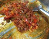 A picture of step 5 of Buttery bhaji bun.