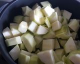 Foto del paso 1 de la receta: Crema de calabacín🥒 puerro, nata light y jengibre fresco