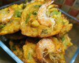 Foto langkah ke 5 dari resep Bakwan Udang (Gimbal Udang).