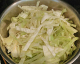 A picture of step 1 of Cabbage Curry.