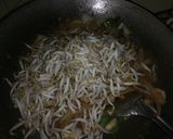Foto langkah ke 5 dari resep Kwetiau Baso Ikan.