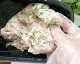 Hình bước làm 2 của món Chả lá lốt