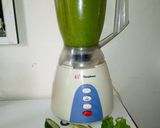 A picture of step 7 of Tasty Green juice.
