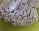 A picture of step 3 of Mulberry Cookies.