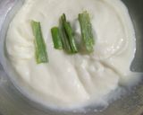 A picture of step 5 of Garlic mayo dip.