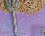 Foto langkah ke 8 dari resep Sempolan Gulung Mie Wortel.
